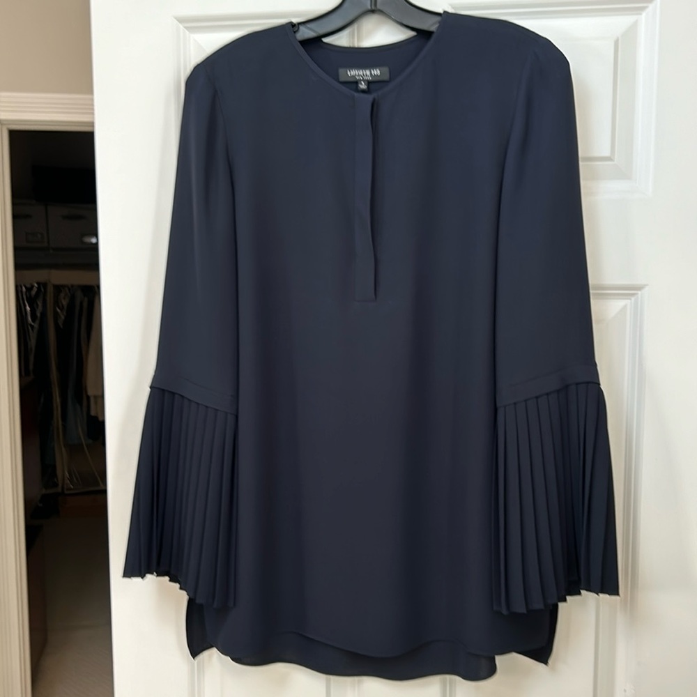 Lafayette 148 New York , navy tunic with pleated sleeves, size small